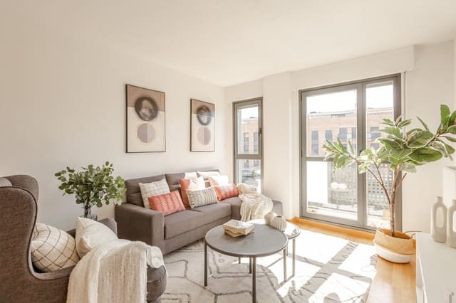 2 soveværelse Lejlighed til salg i Pamplona / Iruña med garage - € 255.000 (Ref: 9926960)