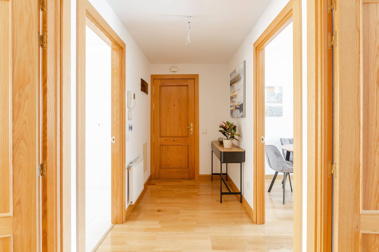 2 bedroom Flat for sale in Pamplona / Iruna with garage - € 255,000 (Ref: 9926960)