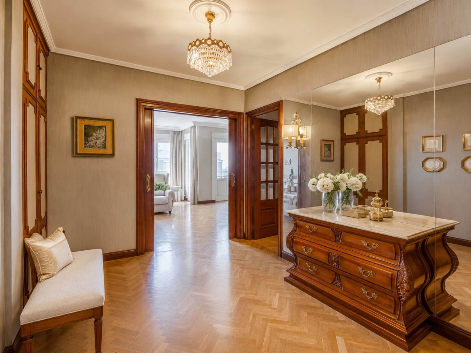 4 bedroom Flat for sale in Pamplona / Iruna - € 799,000 (Ref: 9926961)