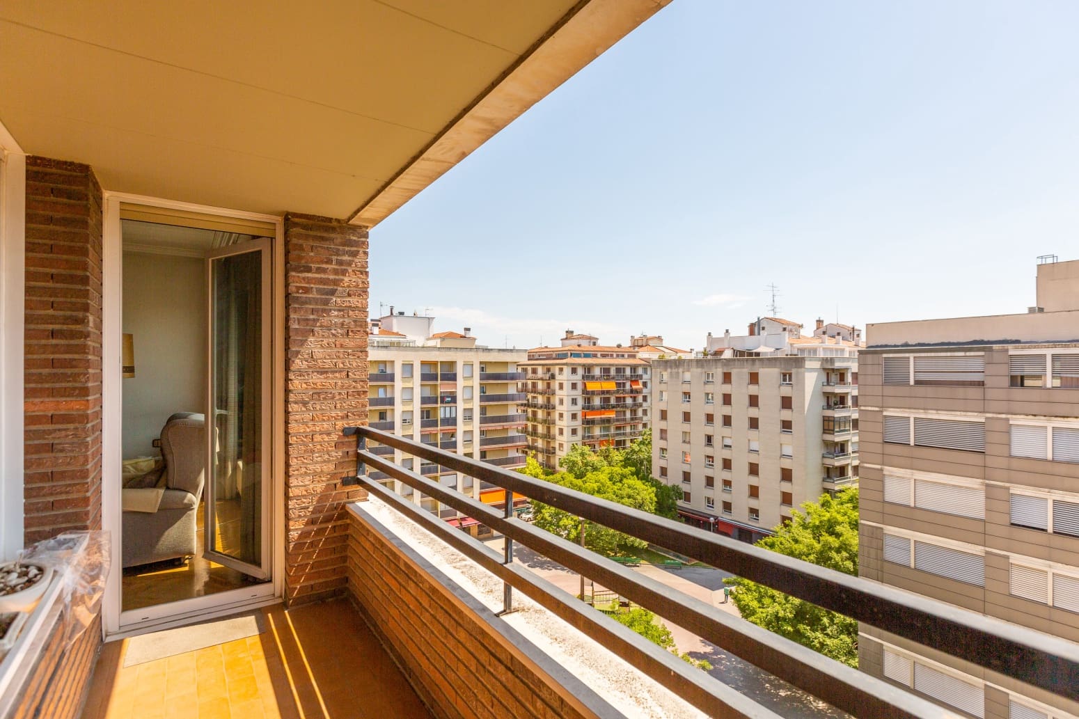 4 bedroom Flat for sale in Pamplona / Iruna - € 799,000 (Ref: 9926961)