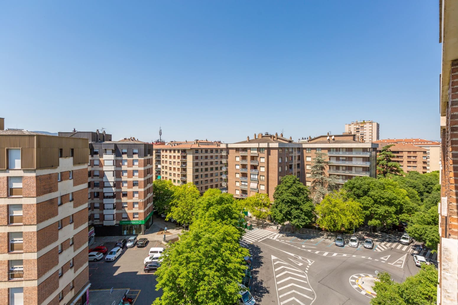 4 bedroom Flat for sale in Pamplona / Iruna - € 799,000 (Ref: 9926961)