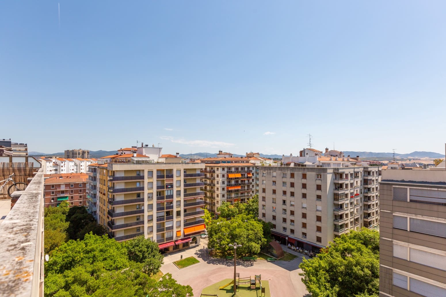 4 bedroom Flat for sale in Pamplona / Iruna - € 799,000 (Ref: 9926961)