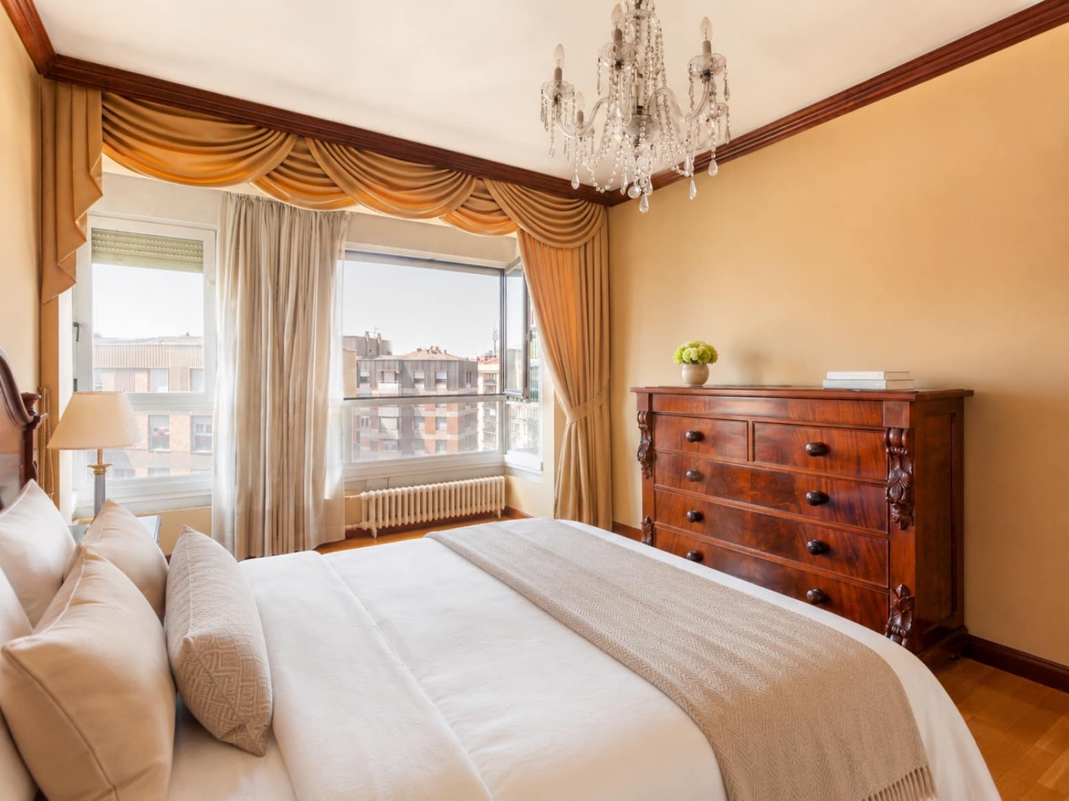 4 bedroom Flat for sale in Pamplona / Iruna - € 799,000 (Ref: 9926961)