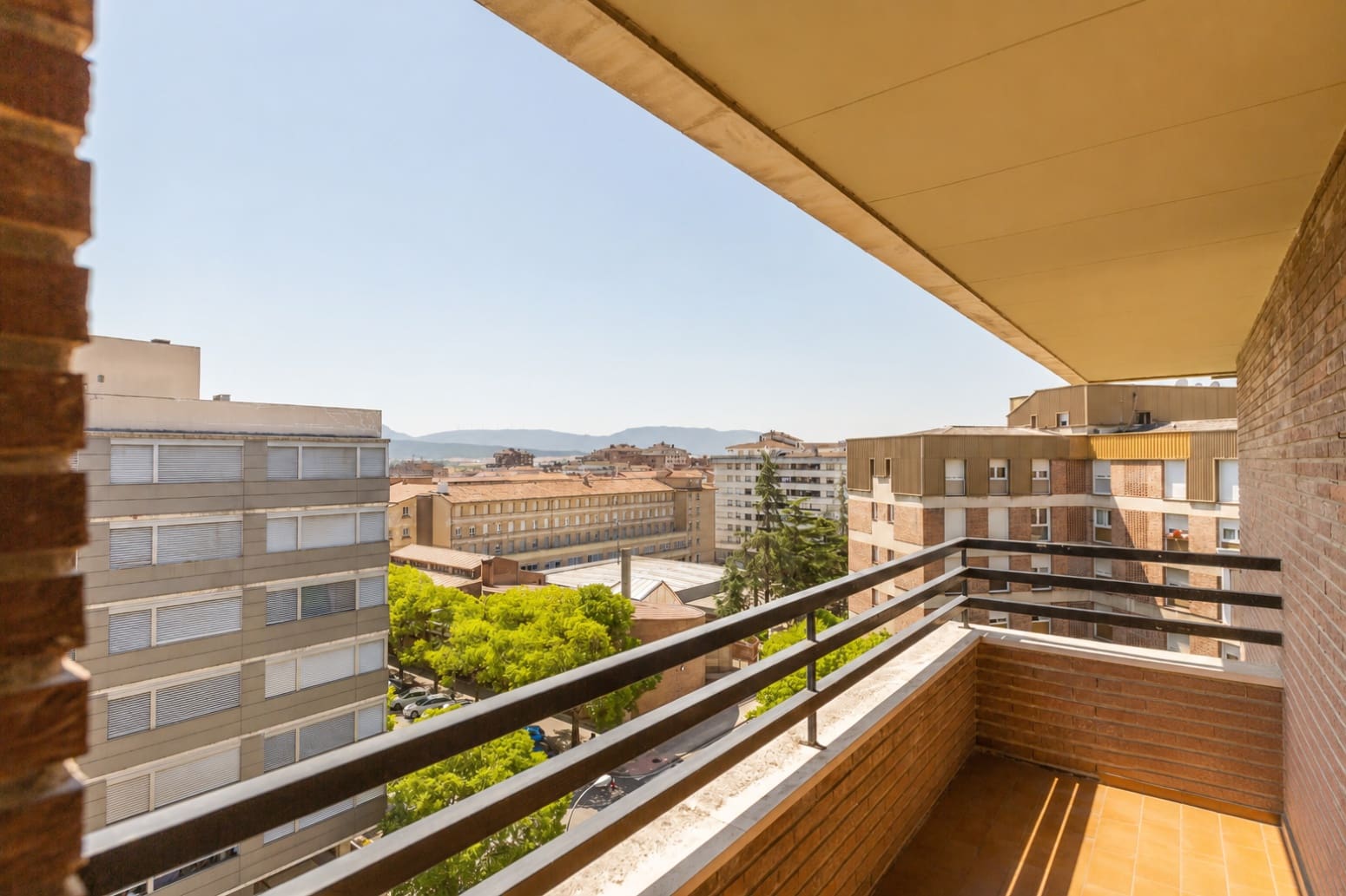 4 bedroom Flat for sale in Pamplona / Iruna - € 799,000 (Ref: 9926961)