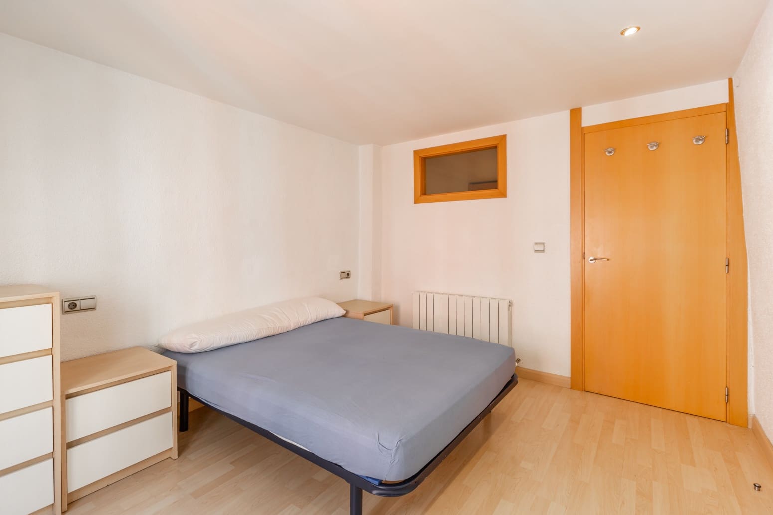 2 bedroom Flat for sale in Pamplona / Iruna - € 179,900 (Ref: 9936004)