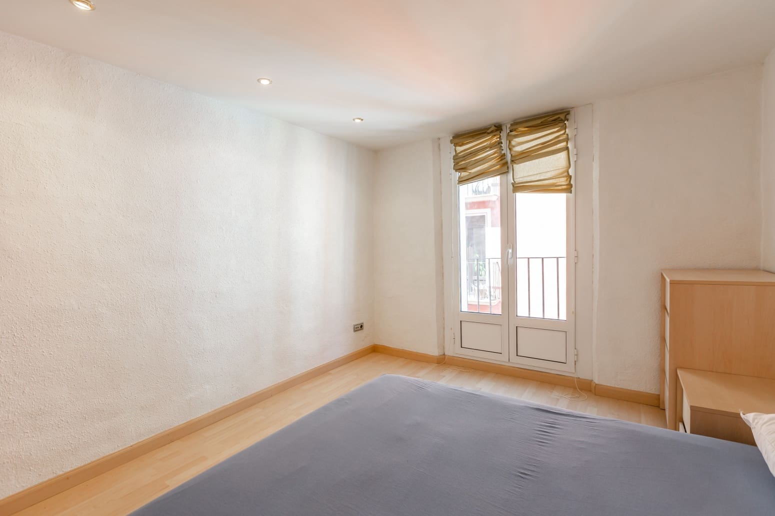 2 bedroom Flat for sale in Pamplona / Iruna - € 179,900 (Ref: 9936004)