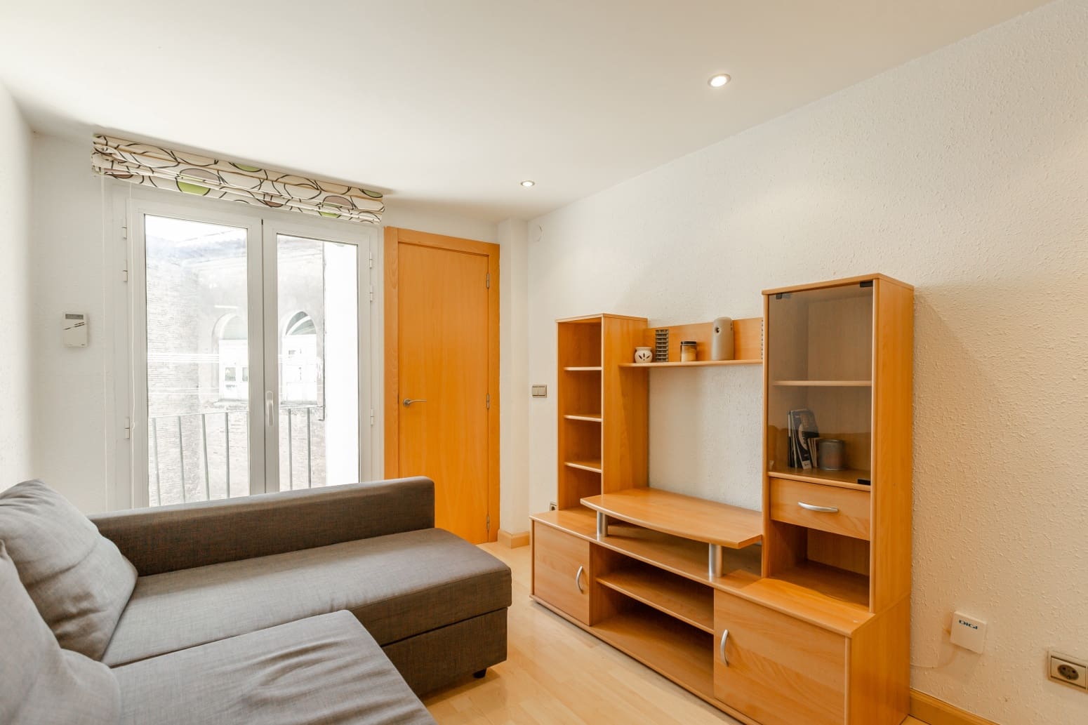 2 bedroom Flat for sale in Pamplona / Iruna - € 179,900 (Ref: 9936004)