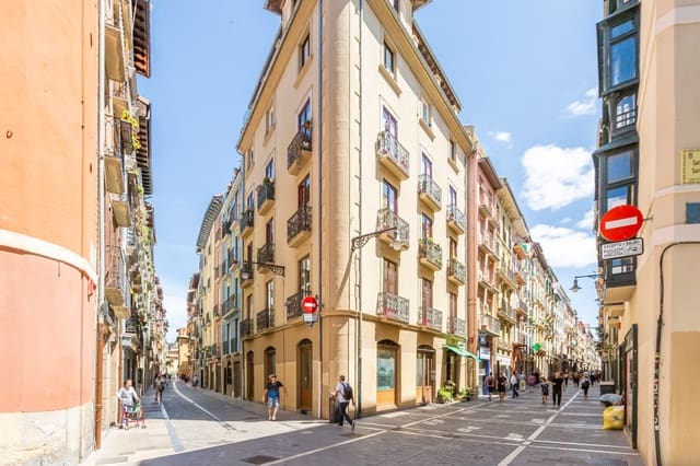 2 soveværelse Lejlighed til salg i Pamplona / Iruña - € 179.900 (Ref: 9936004)