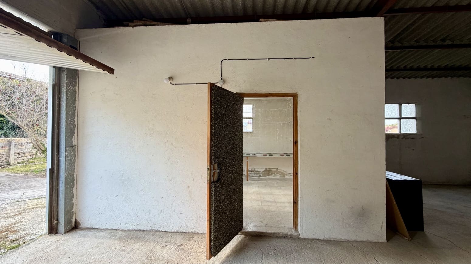 Commercial for sale in Allo - € 85,000 (Ref: 9941845)