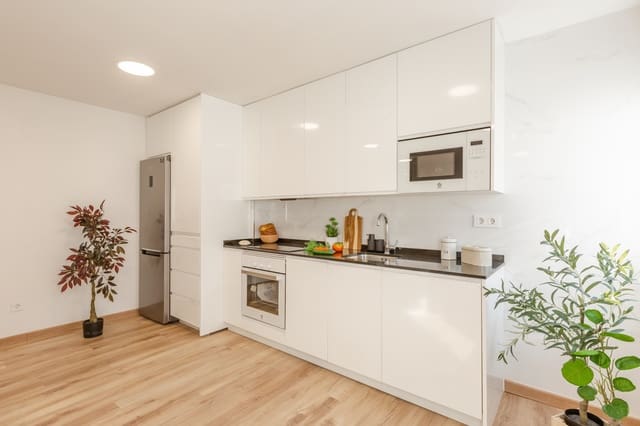2 soveværelse Lejlighed til salg i Pamplona / Iruña - € 280.000 (Ref: 9941846)