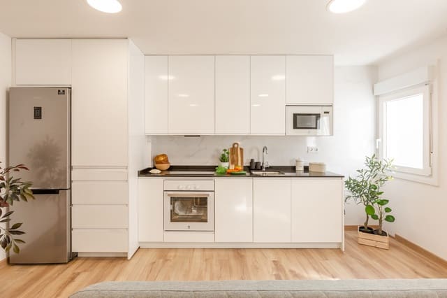 2 soveværelse Lejlighed til salg i Pamplona / Iruña - € 280.000 (Ref: 9941846)