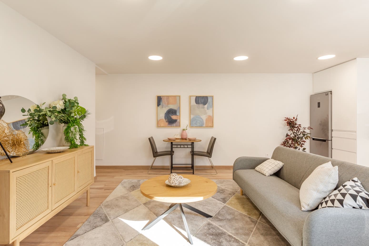 2 bedroom Flat for sale in Pamplona / Iruna - € 280,000 (Ref: 9941846)
