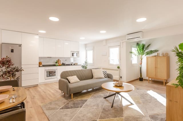 2 soveværelse Lejlighed til salg i Pamplona / Iruña - € 280.000 (Ref: 9941846)