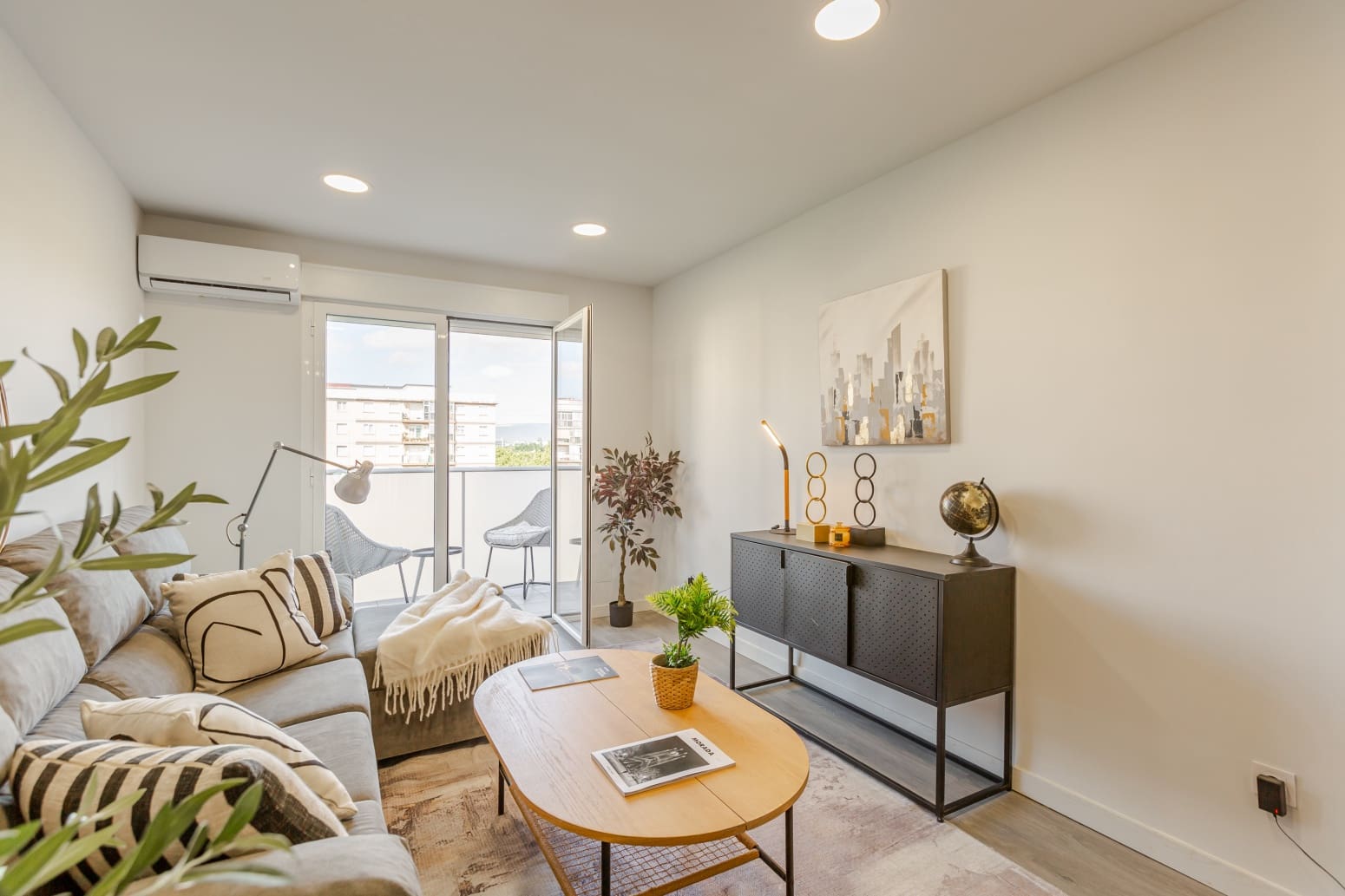 3 bedroom Flat for sale in Pamplona / Iruna - € 275,000 (Ref: 9941847)