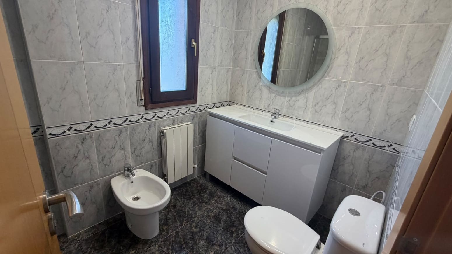 Villa/Maison de 3 chambres à louer à Olite avec garage - 900 € (Ref: 9949341)