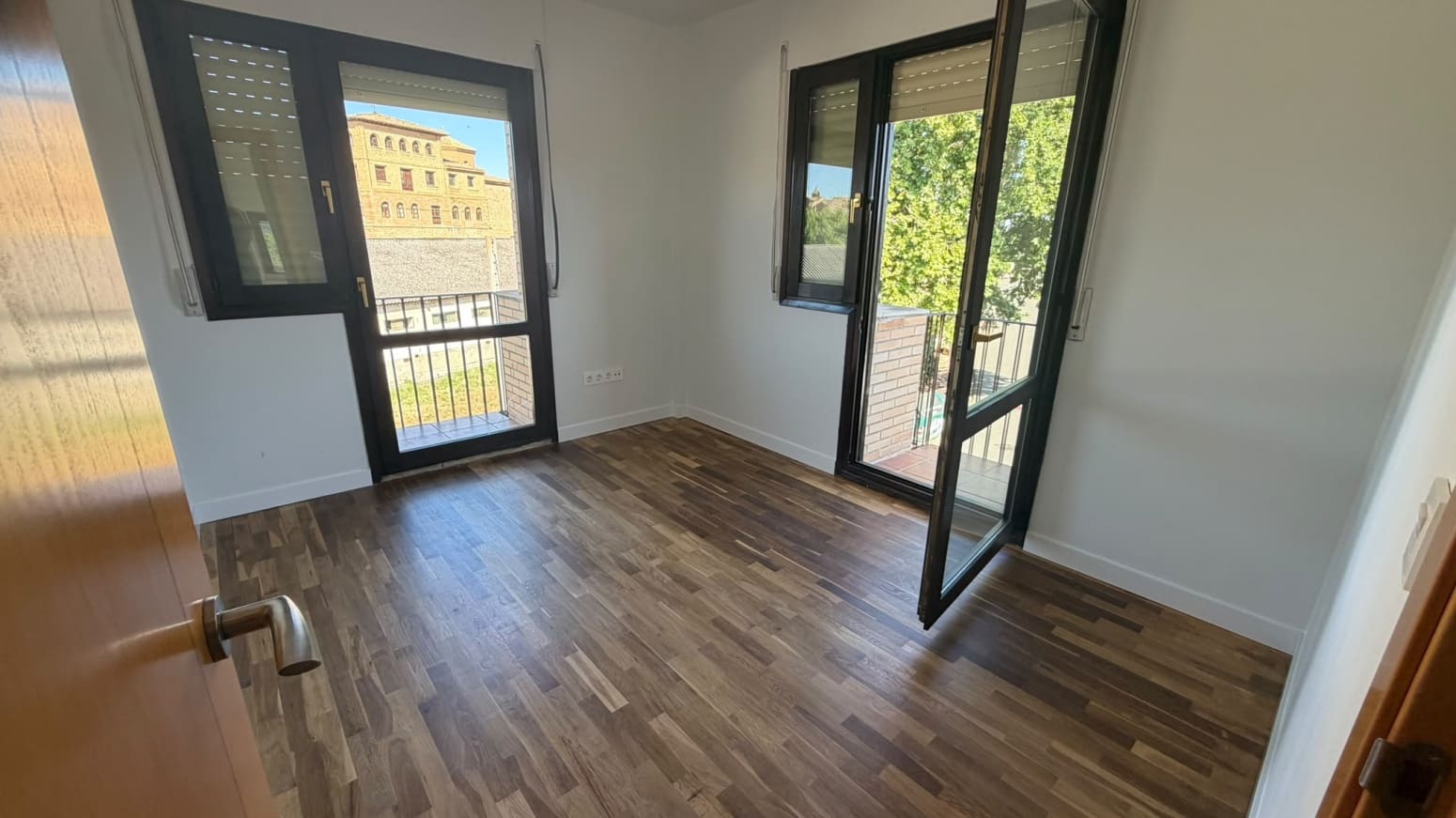 Villa/Maison de 3 chambres à louer à Olite avec garage - 900 € (Ref: 9949341)