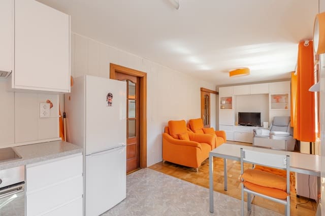 3 soveværelse Lejlighed til salg i Pamplona / Iruña - € 295.000 (Ref: 9955683)