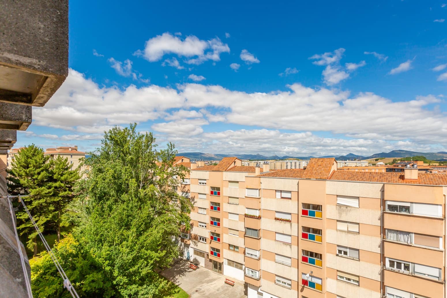3 bedroom Flat for sale in Pamplona / Iruna - € 295,000 (Ref: 9955683)