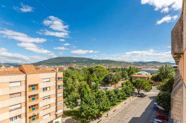 3 soveværelse Lejlighed til salg i Pamplona / Iruña - € 295.000 (Ref: 9955683)
