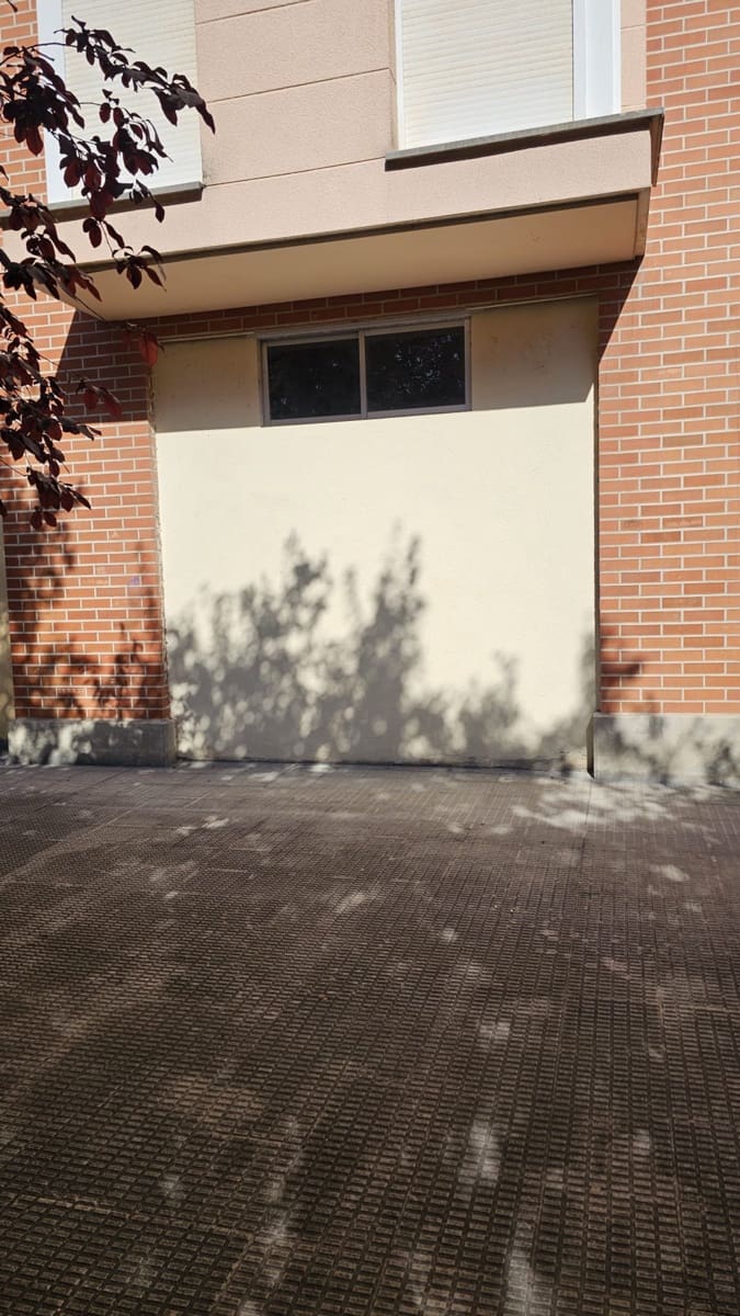 Local Commercial à vendre à Pampelune - 75 000 € (Ref: 9974939)