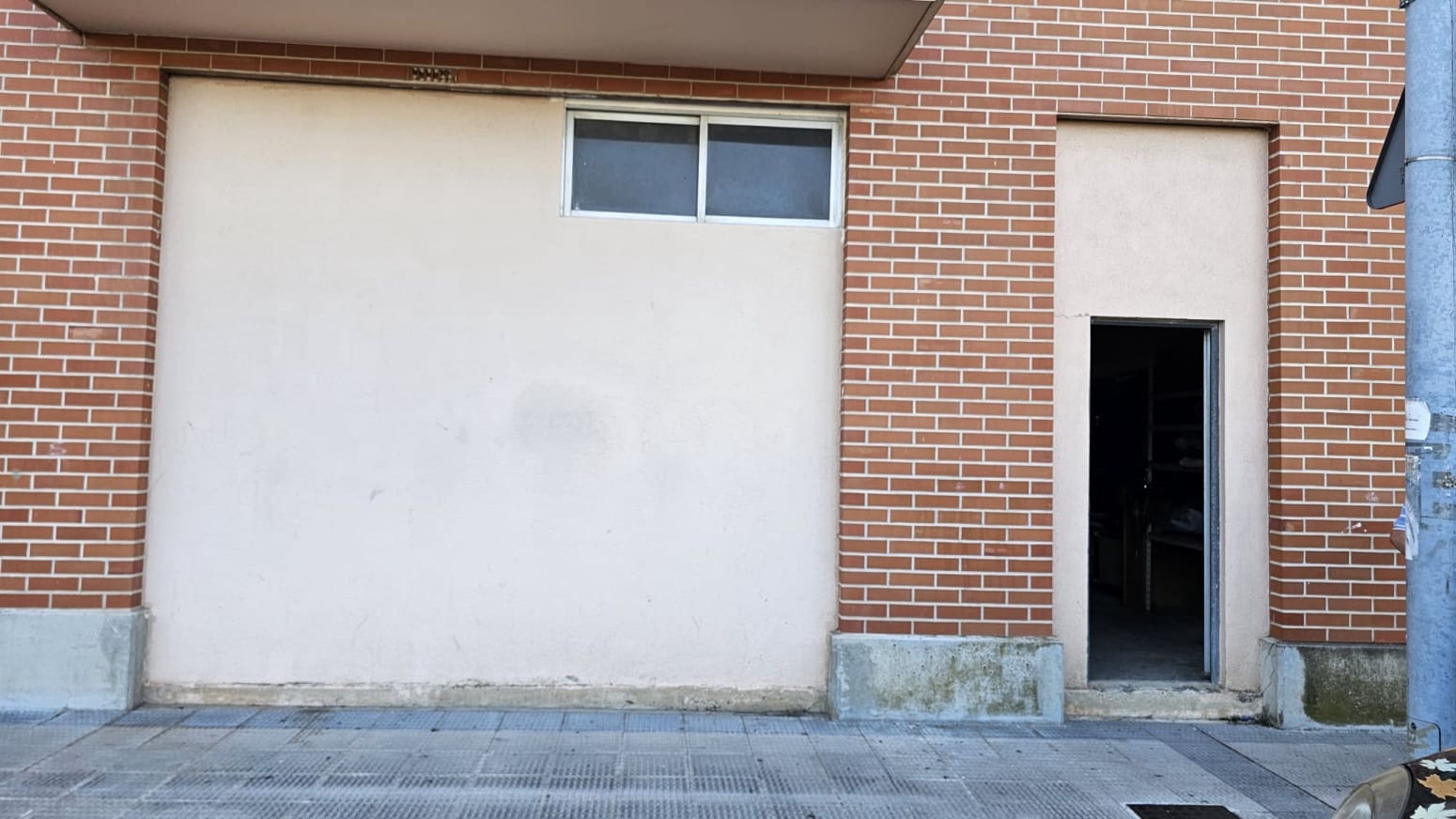Local Commercial à vendre à Pampelune - 75 000 € (Ref: 9974939)