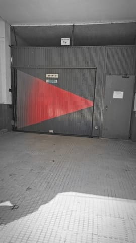 Garage til salg i Pamplona / Iruña - € 13.000 (Ref: 9984499)