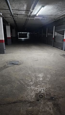Garage til salg i Pamplona / Iruña - € 13.000 (Ref: 9984499)