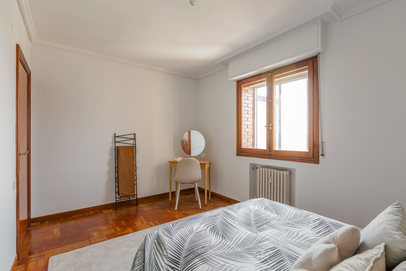 4 sovrum Lägenhet till salu i Pamplona med garage - 450 000 € (Ref: 9990341)