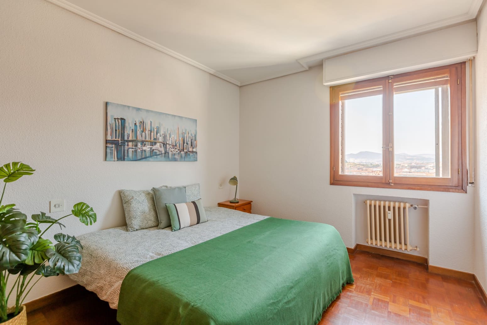 4 sovrum Lägenhet till salu i Pamplona med garage - 450 000 € (Ref: 9990341)