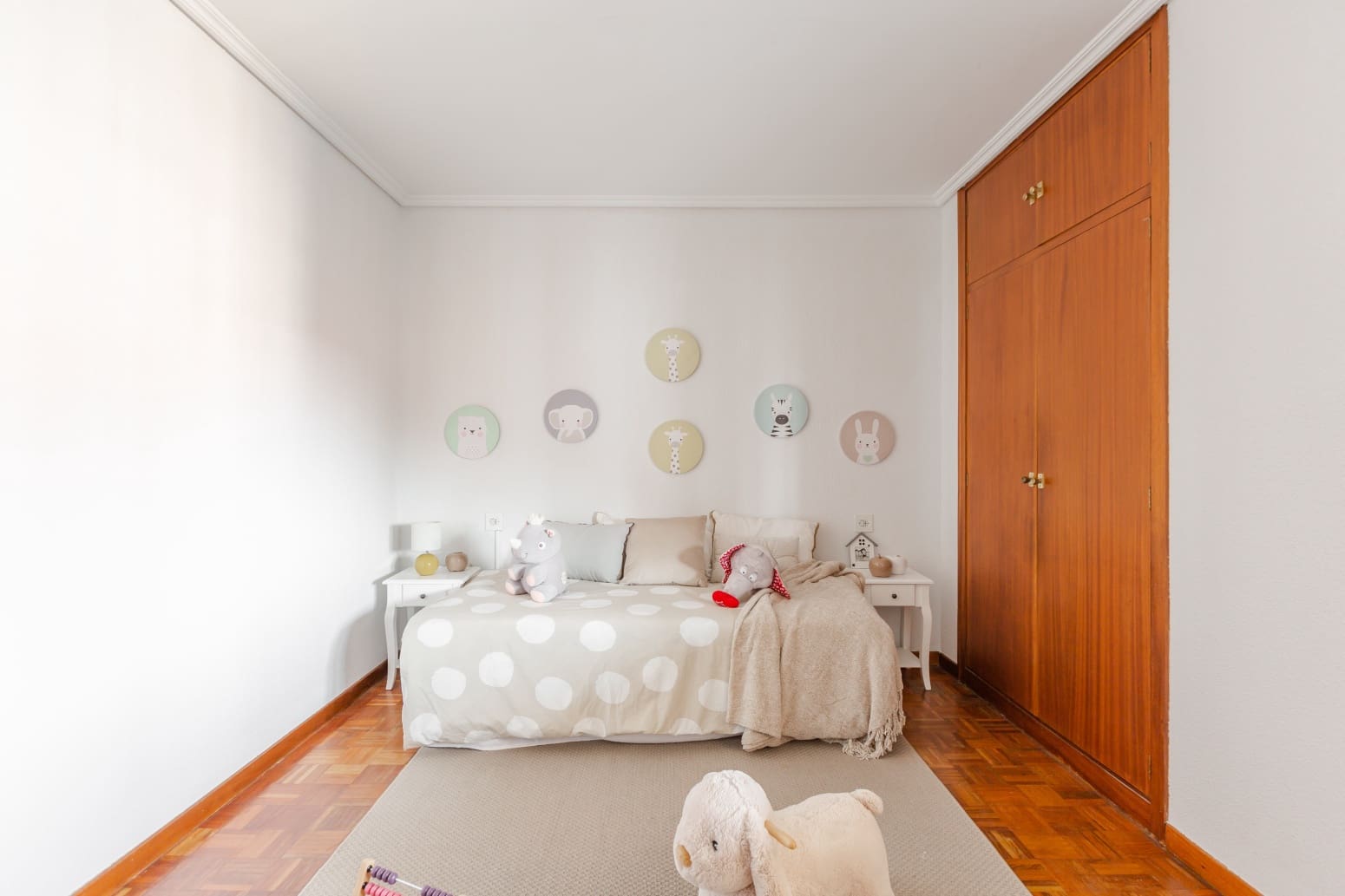 4 sovrum Lägenhet till salu i Pamplona med garage - 450 000 € (Ref: 9990341)