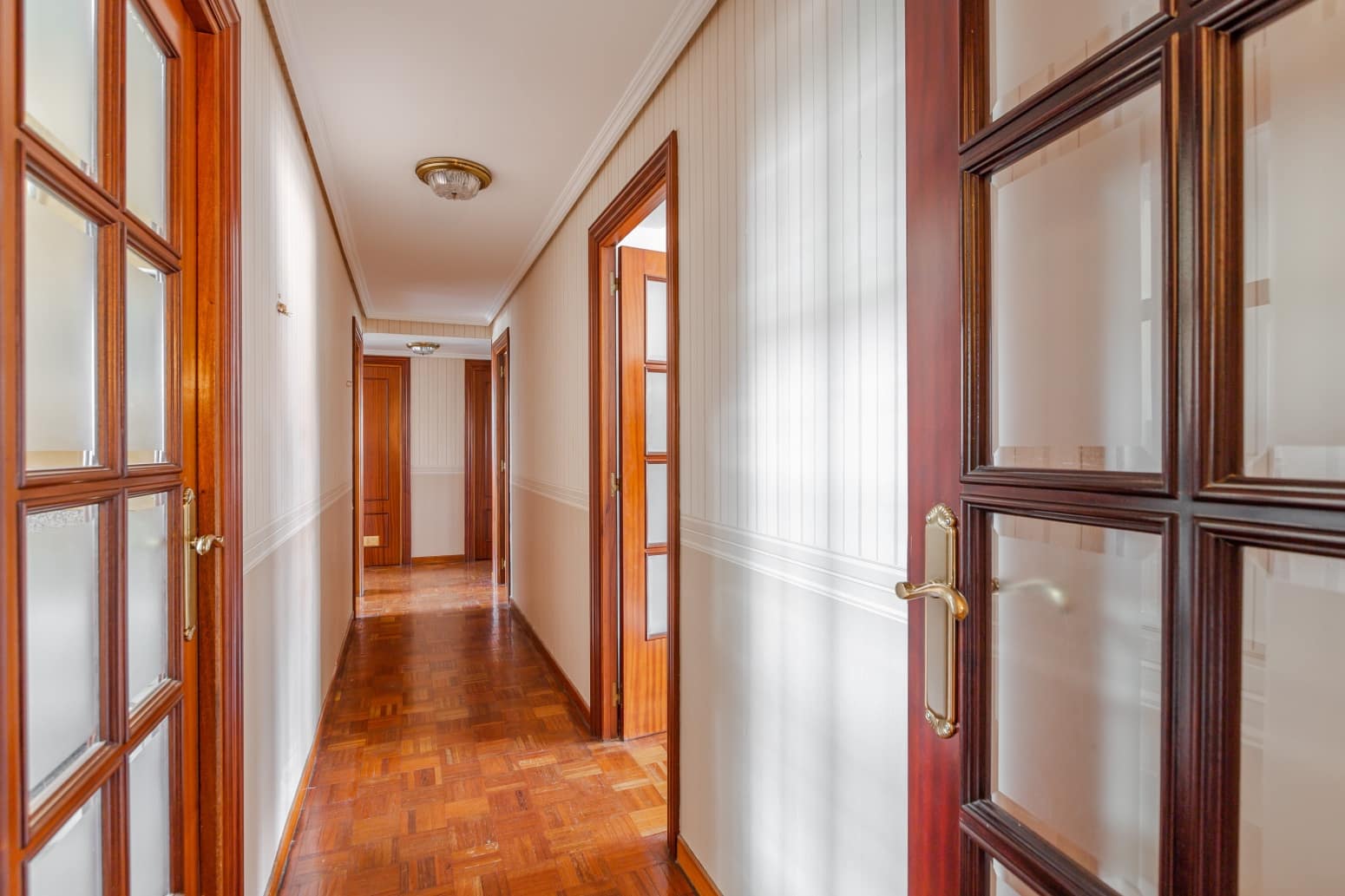 4 sovrum Lägenhet till salu i Pamplona med garage - 450 000 € (Ref: 9990341)
