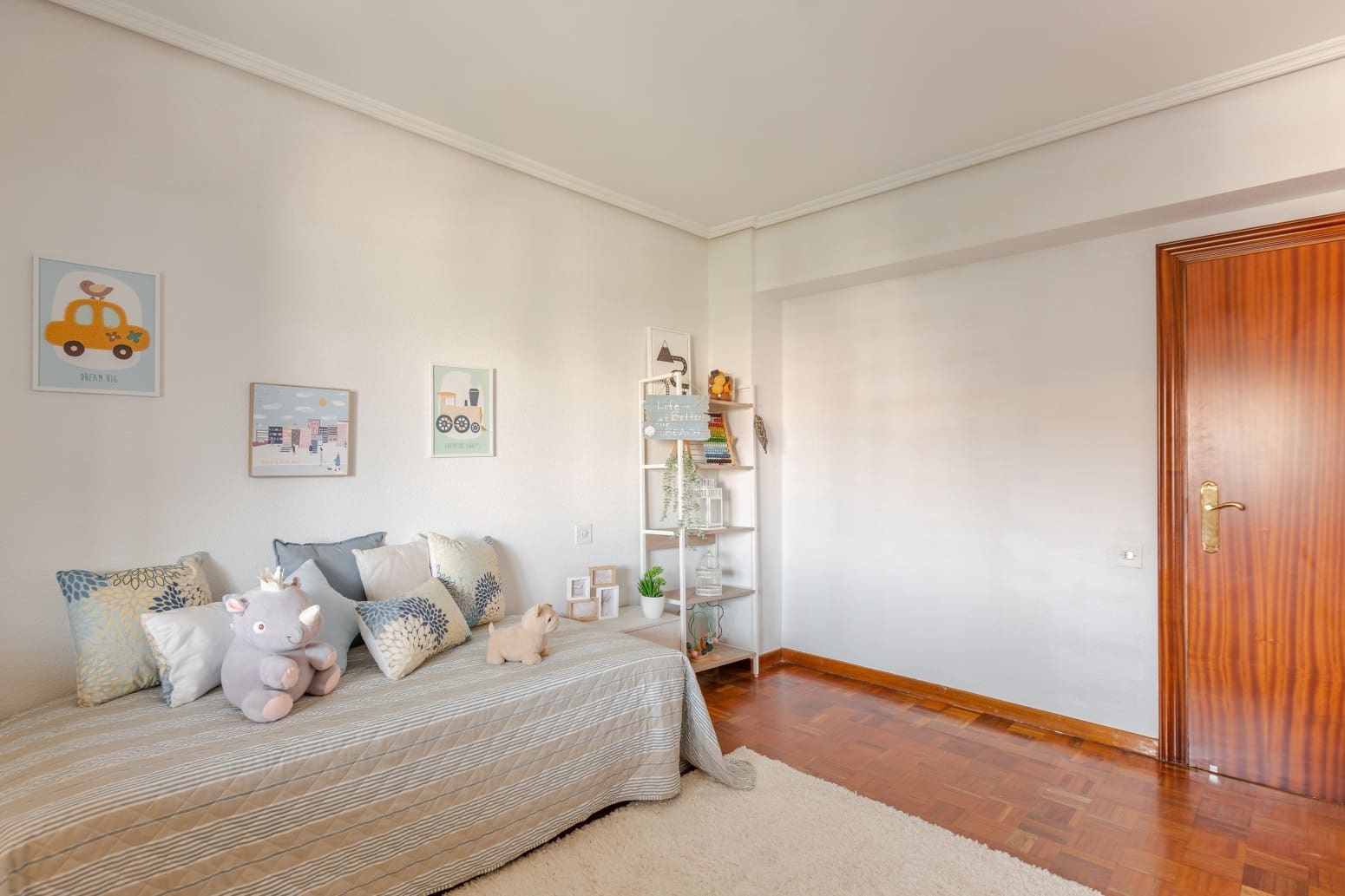 4 sovrum Lägenhet till salu i Pamplona med garage - 450 000 € (Ref: 9990341)