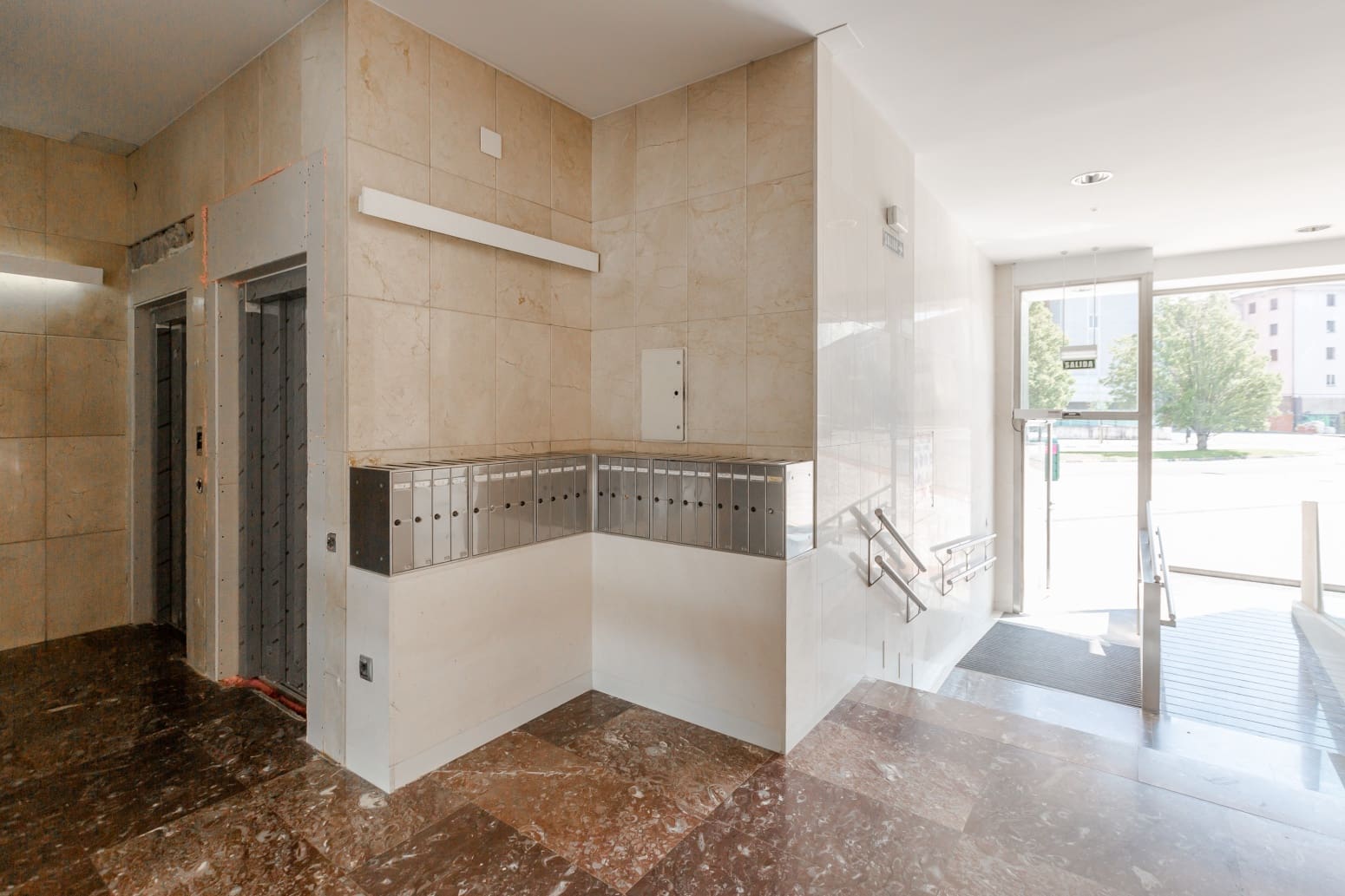 4 sovrum Lägenhet till salu i Pamplona med garage - 450 000 € (Ref: 9990341)