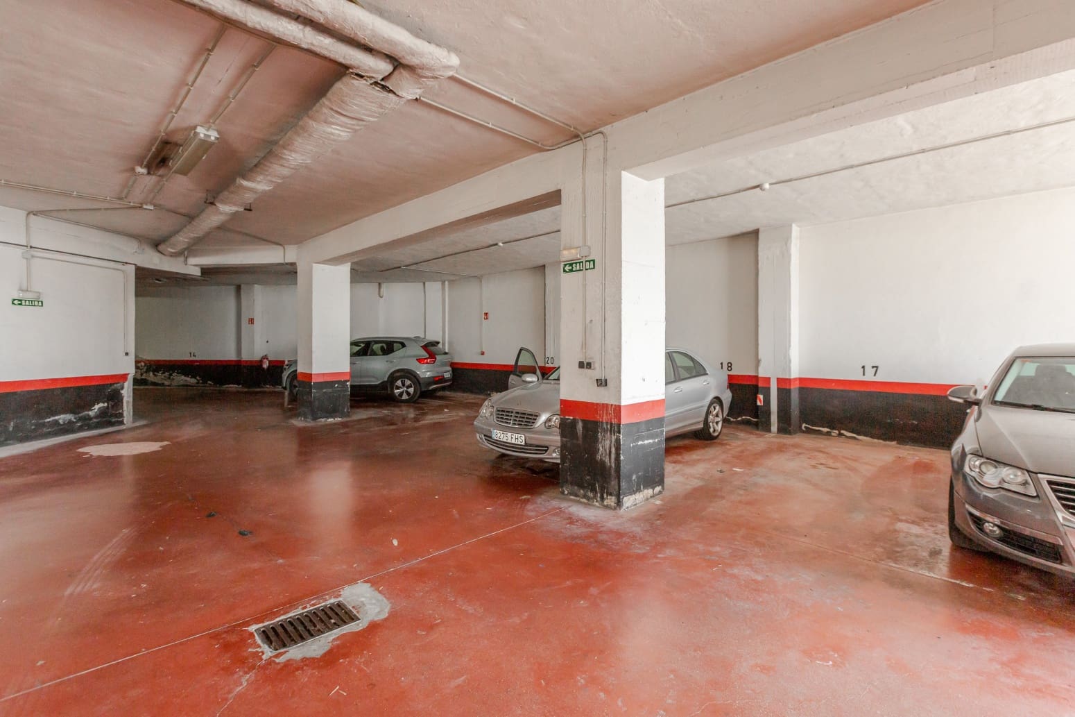4 sovrum Lägenhet till salu i Pamplona med garage - 450 000 € (Ref: 9990341)