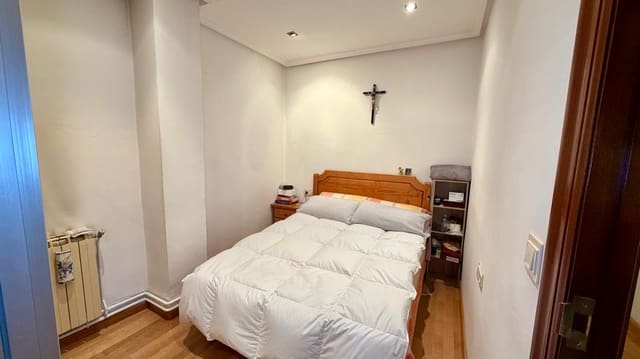 7 chambre Villa/Maison à vendre à Mendavia avec garage - 220 000 € (Ref: 9996722)