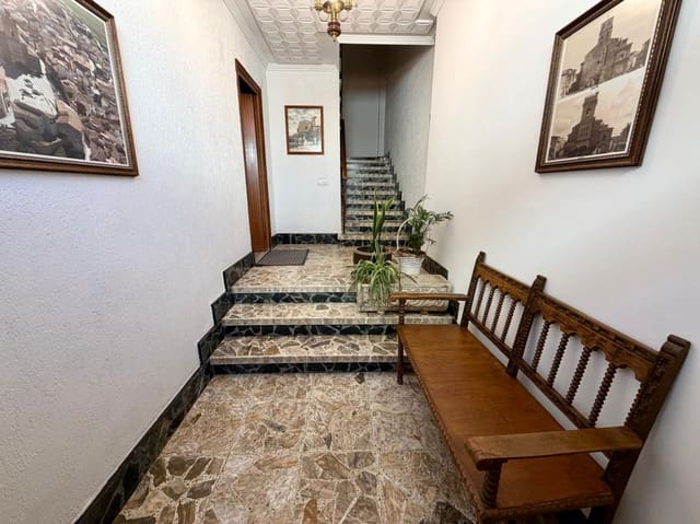 7 chambre Villa/Maison à vendre à Mendavia avec garage - 220 000 € (Ref: 9996722)