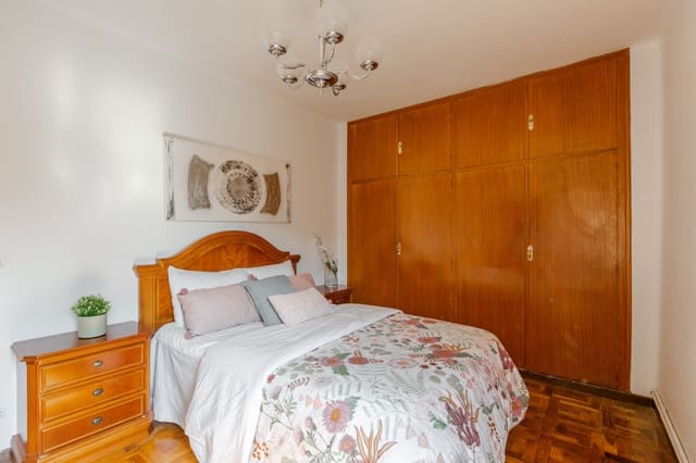 3 sovrum Lägenhet till salu i Beriáin - 188 000 € (Ref: 9999974)