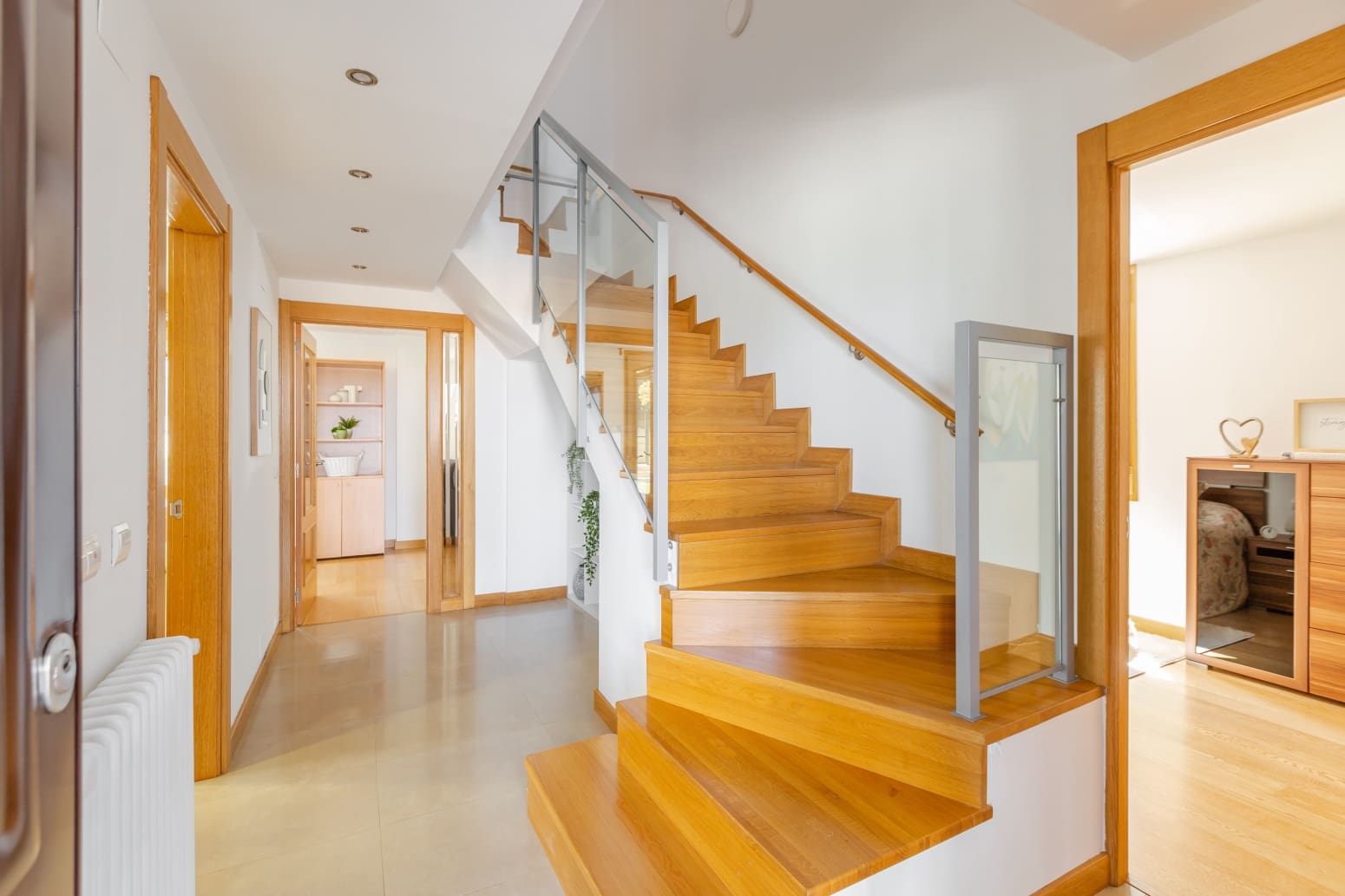 4 bedroom Villa for sale in Berrioplano with garage - € 480,000 (Ref: 9999977)