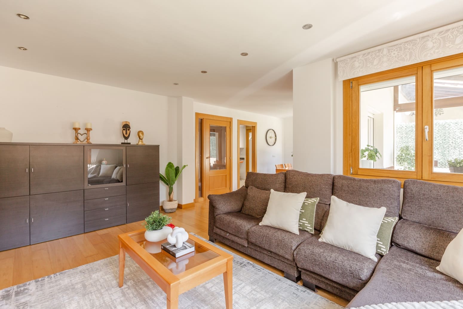 4 bedroom Villa for sale in Berrioplano with garage - € 480,000 (Ref: 9999977)
