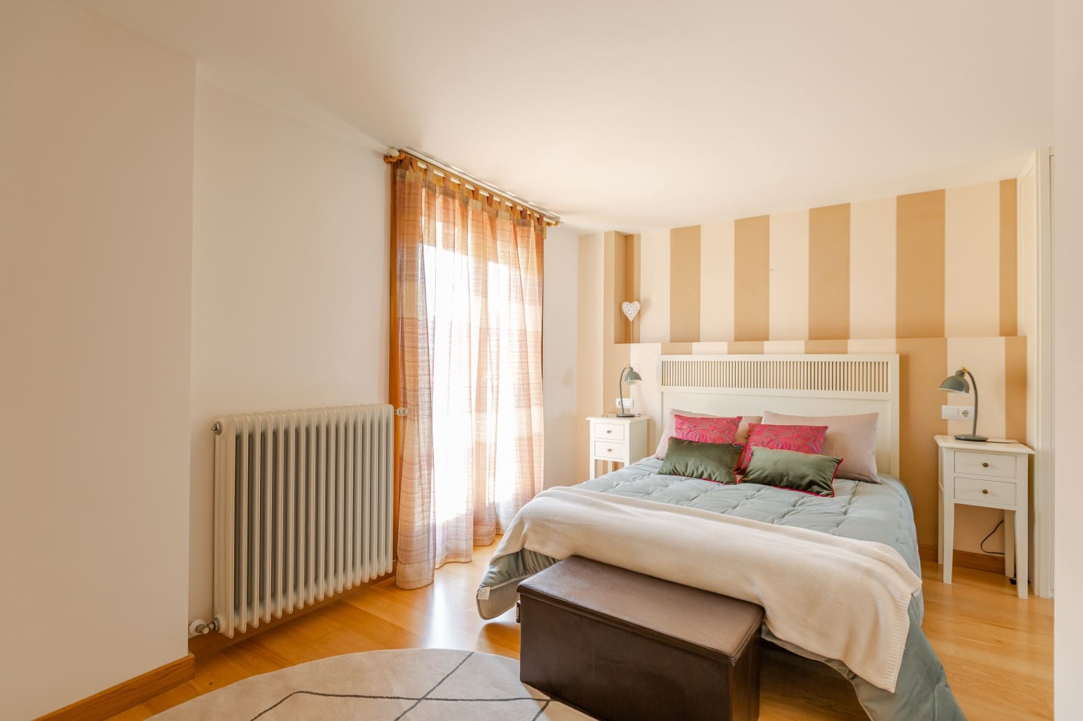 4 bedroom Villa for sale in Berrioplano with garage - € 480,000 (Ref: 9999977)