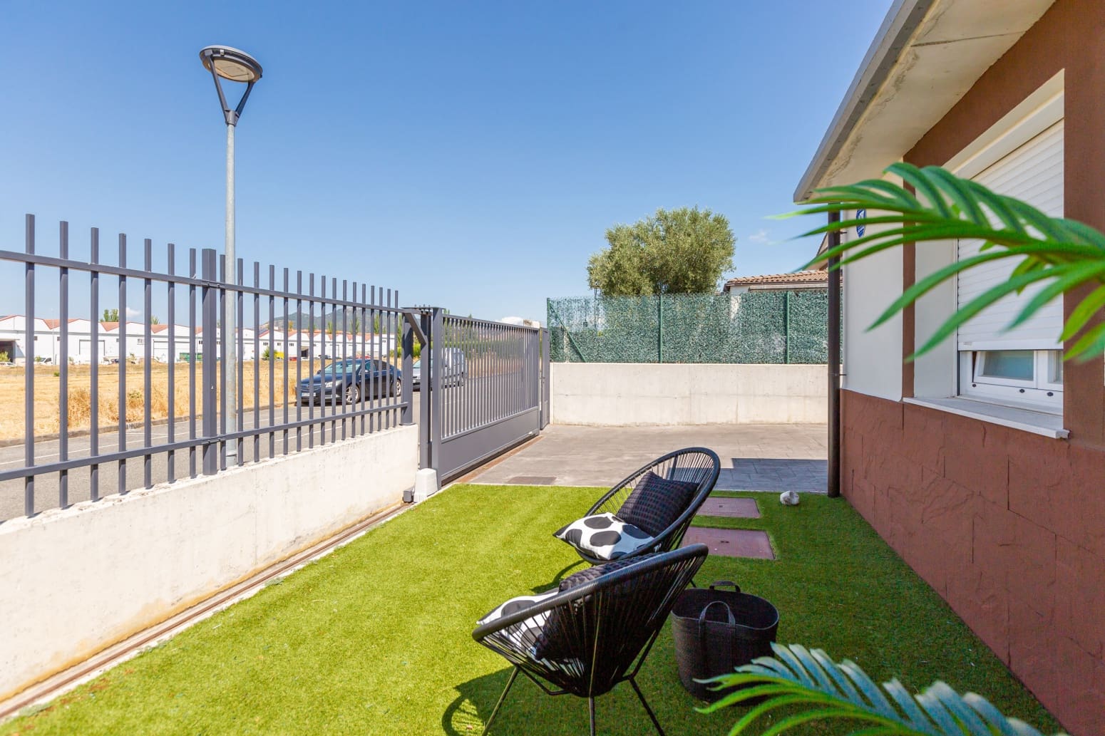 4 bedroom Villa for sale in Berrioplano with garage - € 480,000 (Ref: 9999977)