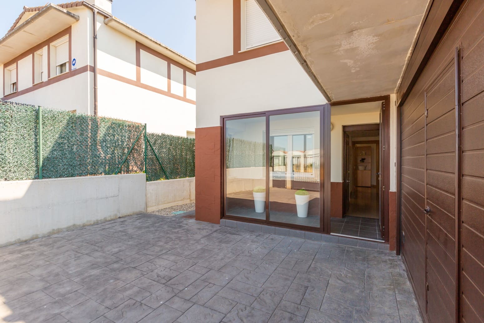 4 bedroom Villa for sale in Berrioplano with garage - € 480,000 (Ref: 9999977)