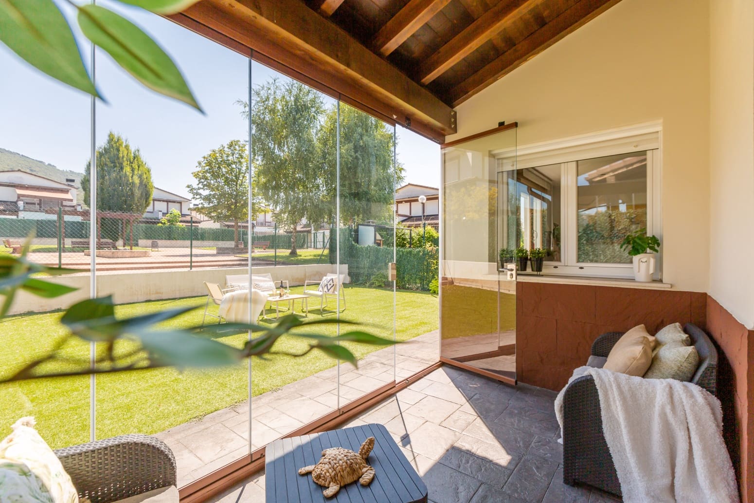 4 bedroom Villa for sale in Berrioplano with garage - € 480,000 (Ref: 9999977)