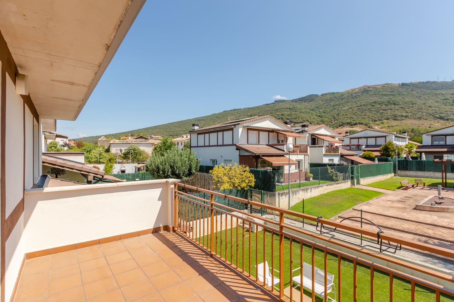 4 bedroom Villa for sale in Berrioplano with garage - € 480,000 (Ref: 9999977)