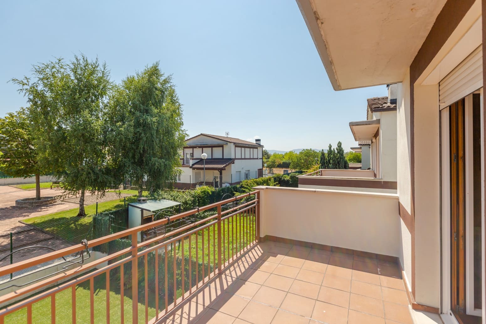 4 bedroom Villa for sale in Berrioplano with garage - € 480,000 (Ref: 9999977)