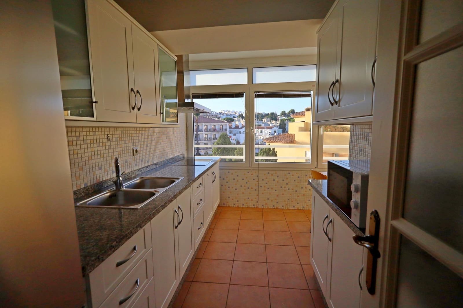 1 bedroom Flat for sale in Torremolinos - € 295,000 (Ref: 10003805)