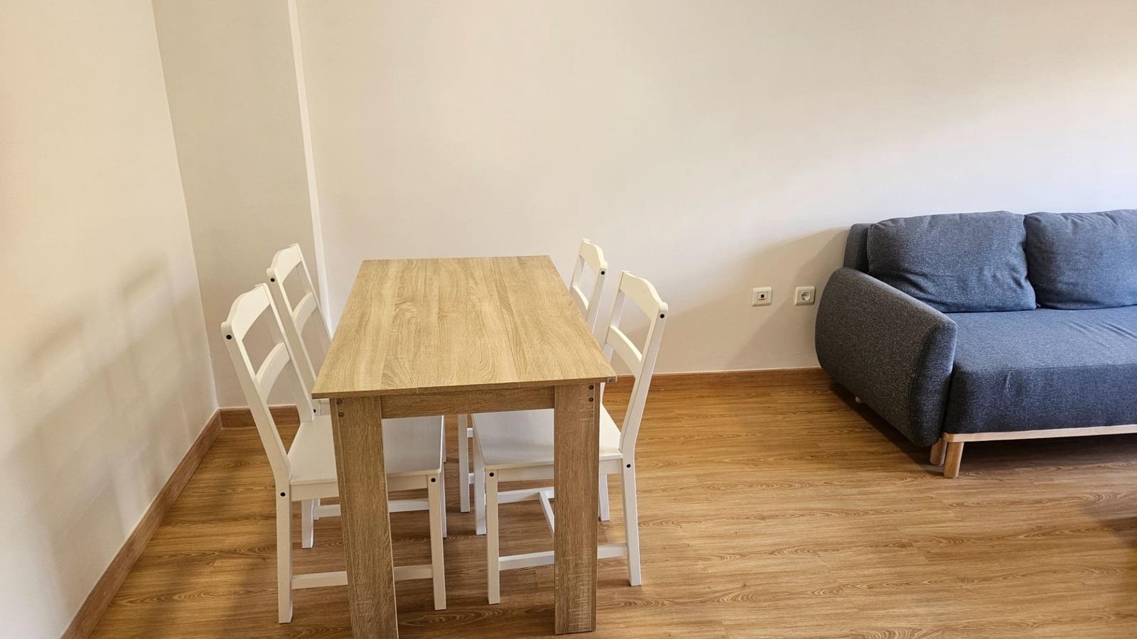 2 bedroom Penthouse for rent in Torrequebrada with pool garage - € 1,350 (Ref: 10005737)