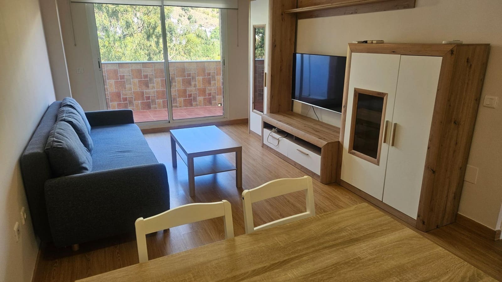 2 bedroom Penthouse for rent in Torrequebrada with pool garage - € 1,350 (Ref: 10005737)