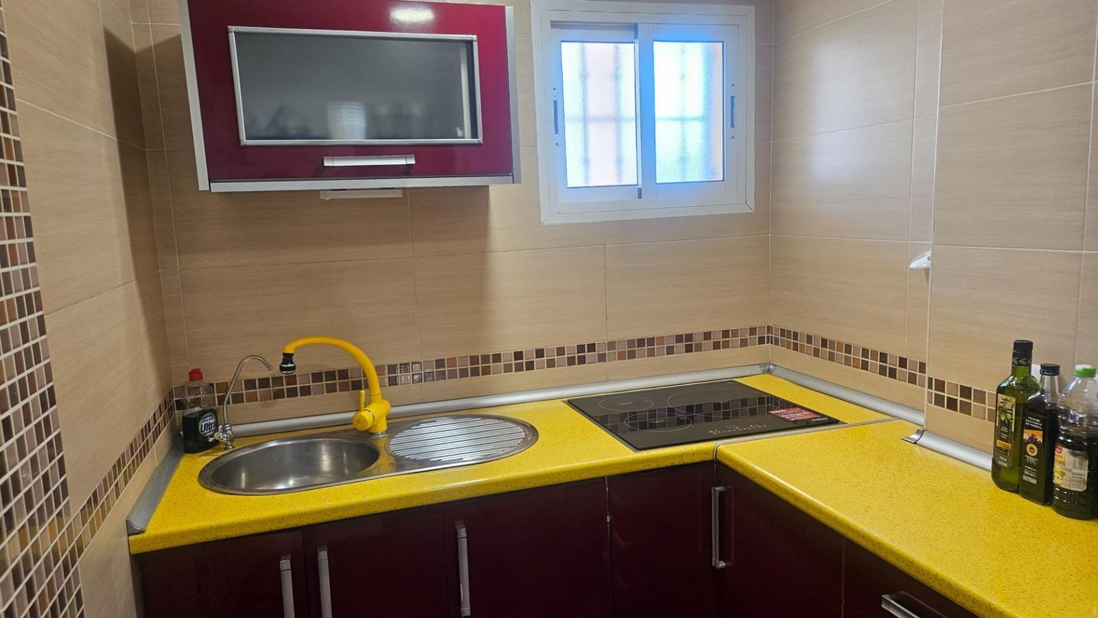 2 bedroom Penthouse for rent in Torrequebrada with pool garage - € 1,350 (Ref: 10005737)