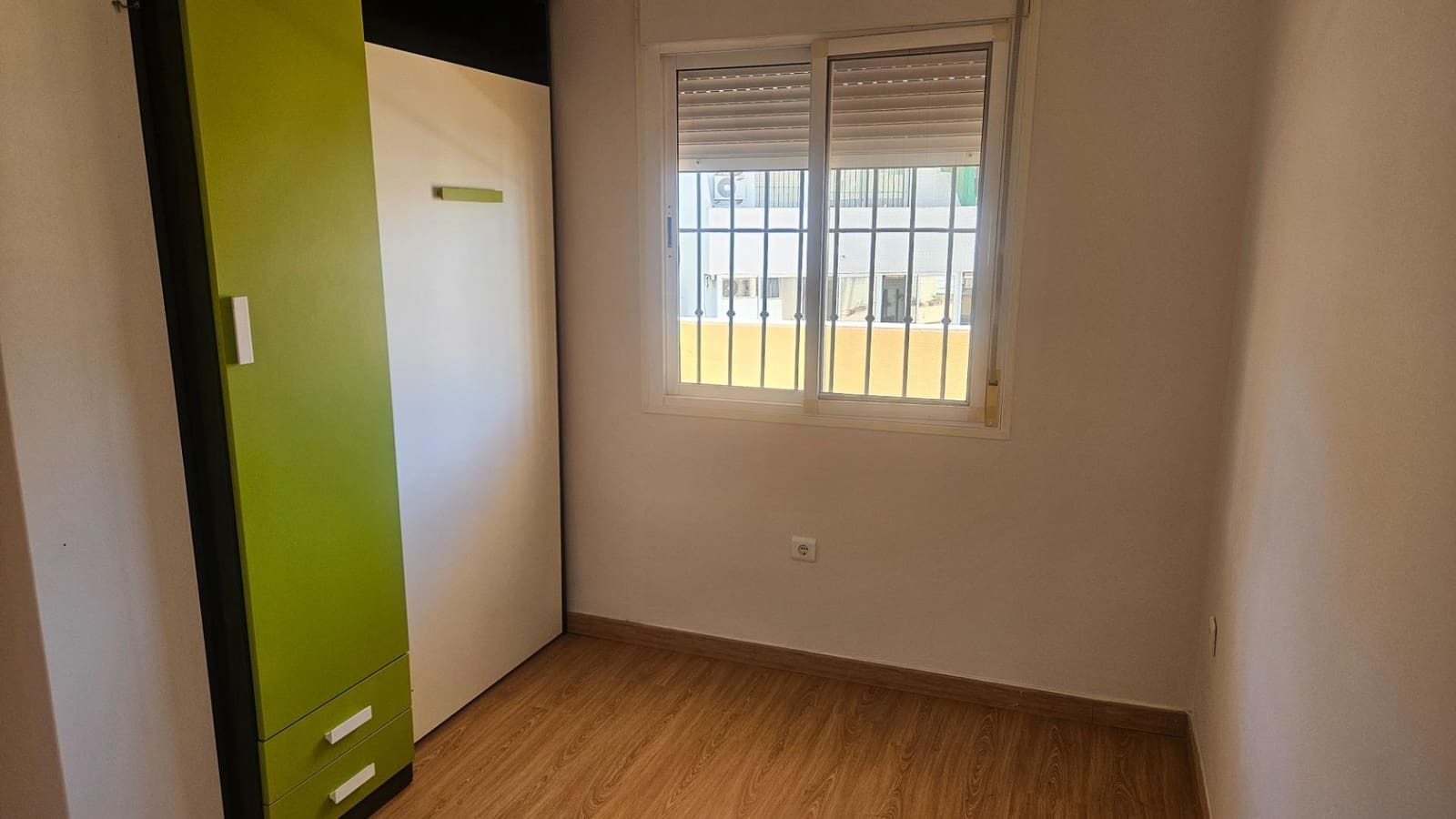 2 bedroom Penthouse for rent in Torrequebrada with pool garage - € 1,350 (Ref: 10005737)